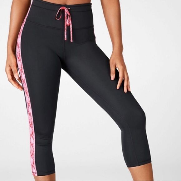 Fabletics High Waisted Ultracool Pink Snakeskin Stripe Leggings. Size XL. - Picture 1 of 11